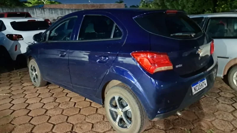 Carro furtado em Ariquemes é recuperado pela PM no distrito de Nova Estrela