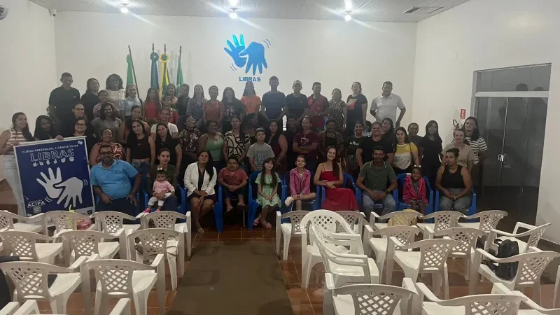 Foto 2 da matéria: Curso de Libras inicia atividades com aula inaugural em Alto Alegre dos Parecis