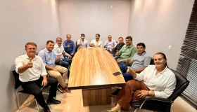 Delegado Flori abre mão de candidatura e declara apoio à Marcos Rogério