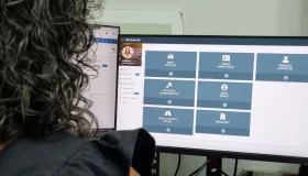 Emissão de Registro e Licenciamento de Veículo pela Central de Serviços do...