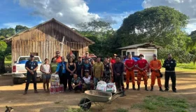 Famílias indígenas recebem do governo de Rondônia cestas básicas e água...