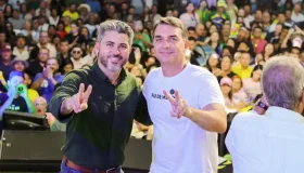 Com Flávio Bolsonaro, PL oficializa pré-candidatura de Marcos Rogério ao...