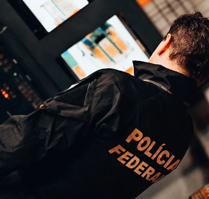 Polícia Federal deflagra operação contra crimes sexuais na internet e cumpre mandado em Rolim de Moura
