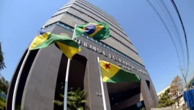 Empresa é condenada por não pagar salários antes da morte de trabalhador em...