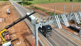 Governo Federal suspende 3,4 milhões de multas do pedágio free flow, o mesmo...