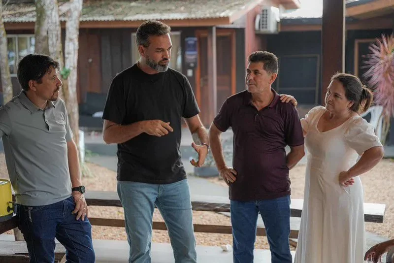 Declaração reforça foco em demandas sociais e alinhamento com pautas defendidas por Jair Bolsonaro.