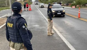 PRF registra 84 mortes e 1.167 feridos nas estradas do país durante o feriadão