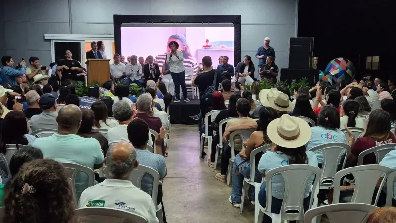 Foto 1 da matéria: Sílvia Cristina afirma que seu mandato veio para enxergar aqueles que o mundo ignorava