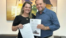 Vilhena: Curso gratuito promovido por Cirone Deiró e Amanda Areval ensina...