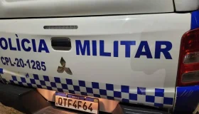 Após denúncia de tiros, polícia intercepta carro e apreende pistola 9mm e...