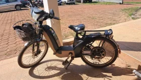 Bicicleta elétrica possivelmente furtada é encontrada abandonada em Rolim de...