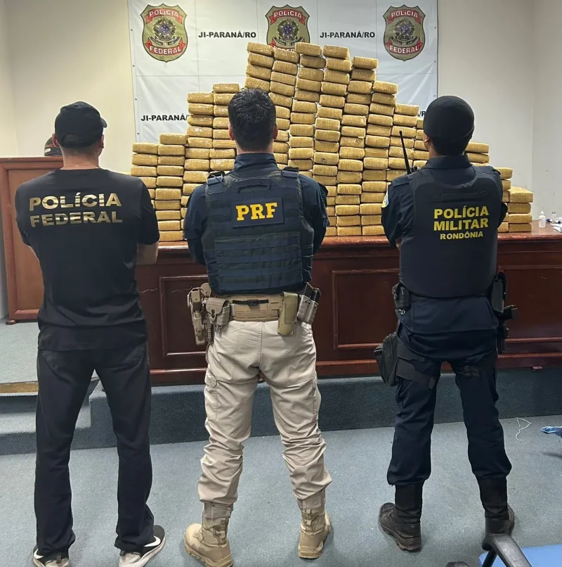Ação conjunta entre PRF em Rondônia e PMRO resulta na apreensão de mais de 200 kg de drogas em São Miguel do Guaporé