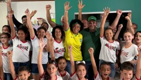Deputada Sílvia Cristina faz entregas em Espigão do Oeste