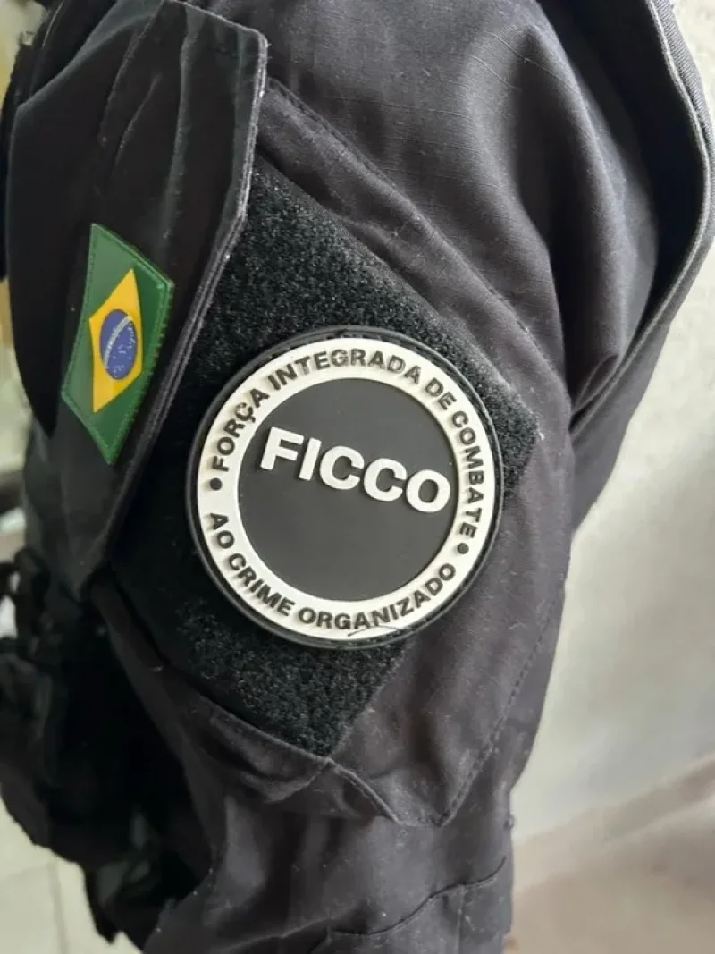 FICCO/RO apreende drogas e prende três pessoas em flagrante por tráfico em Rolim de Moura