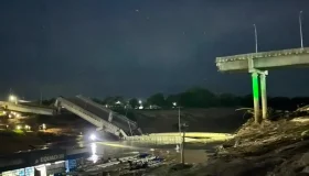 Ponte desaba no Acre, deixa quatro feridos e vídeo registra momento da queda