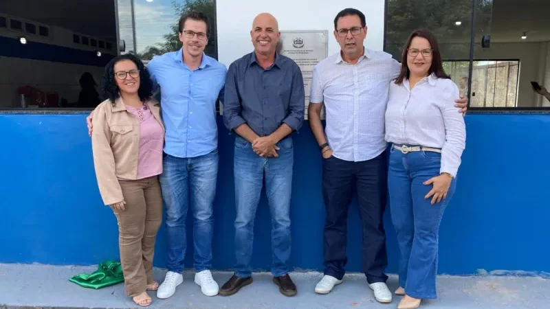 Foto 5 da matéria: Prefeito Aldo Júlio inaugura refeitório da Escola Neusa Santos e reforça investimentos na educação de Rolim de Moura
