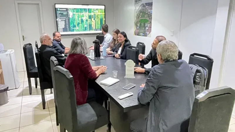 Foto 5 da matéria: Trabalho conjunto entre Prefeitura de Rolim de Moura e Tribunal de Justiça fortalece ações de Regularização Fundiária Urbana