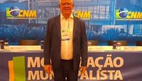 Vice-prefeito Alcides Rosa representa Rolim de Moura em conferência da CNM e...