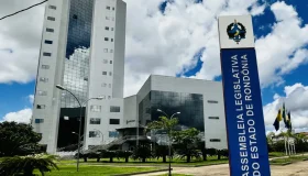 ALE-RO aprova projeto que exige autorização dos pais para atividades...