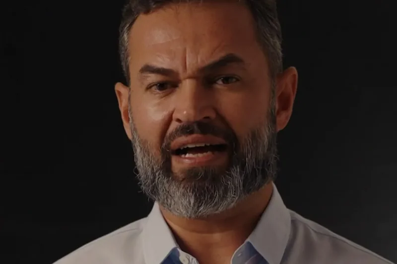 Pré-candidato ao Senado afirma que não mudará seu posicionamento por conveniência eleitoral e diz que Jair Bolsonaro é sua maior referência política