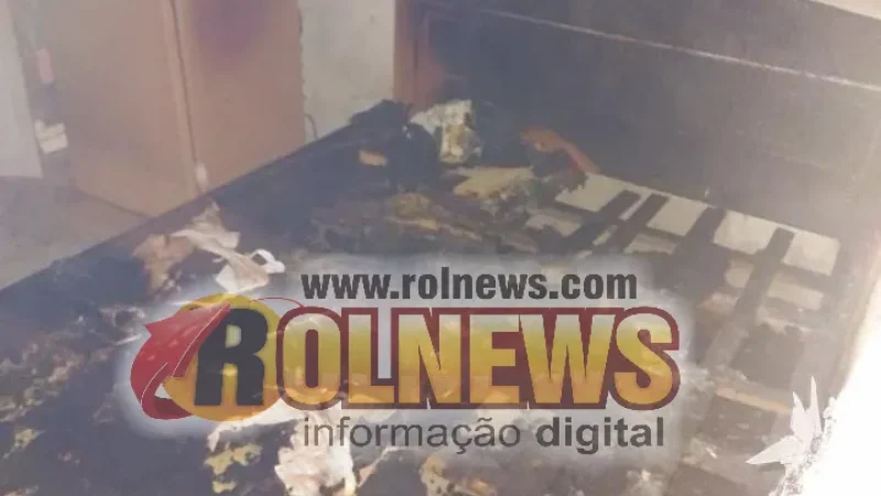 Mulher é presa após incendiar casa com três crianças e moradores dormindo...