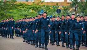 Nova lei altera recadastramento e reserva remunerada de policiais e bombeiros...