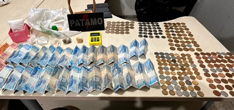 PATAMO desarticula ponto de tráfico de drogas, prende casal e apreende entorpecentes em Ji-Paraná