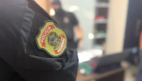 Polícia Federal faz operação para conter lavagem de dinheiro do PCC