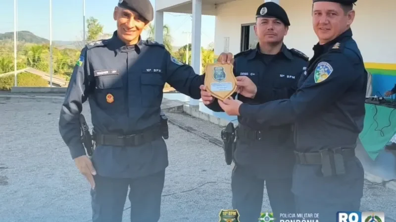 Foto 7 da matéria: Polícia Militar realiza solenidade de passagem de comando do Pelotão em Santa Luzia d'Oeste