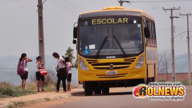 Rolim: Após uma ‘semana de prova’ parados por falta de pagamento, ônibus escolares voltam ao serviço