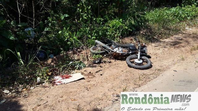Motociclista tem perna dilacerada após colidir no pneu do caminhão na RO 010 próximo a Nova Brasilândia