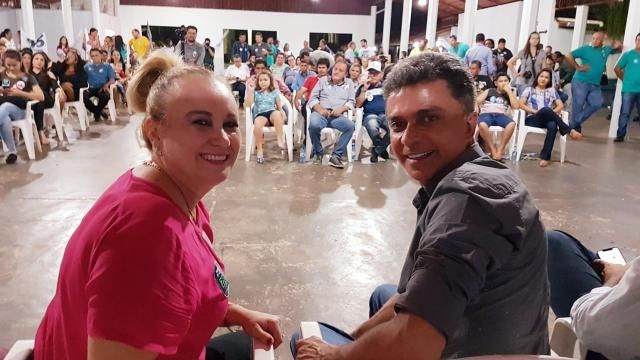 Expedito Júnior declara voto para candidata a deputada estadual Carla do Trento