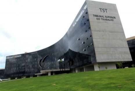TST considera abusiva greve dos funcionários da Eletrobras