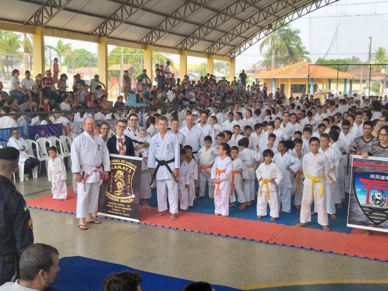 Academia Pequeno Dragão de Rolim de Moura conquista 81 medalhas na Copa Alvorada de Karate Interestilos 