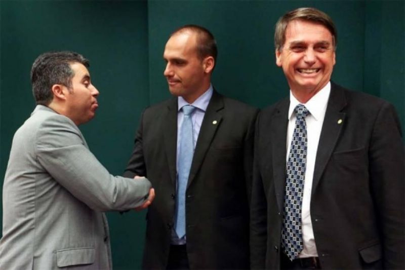 Ministro das Minas e Energia deve ser exonerado por Bolsonaro; senador de Rondônia é cotado para o cargo