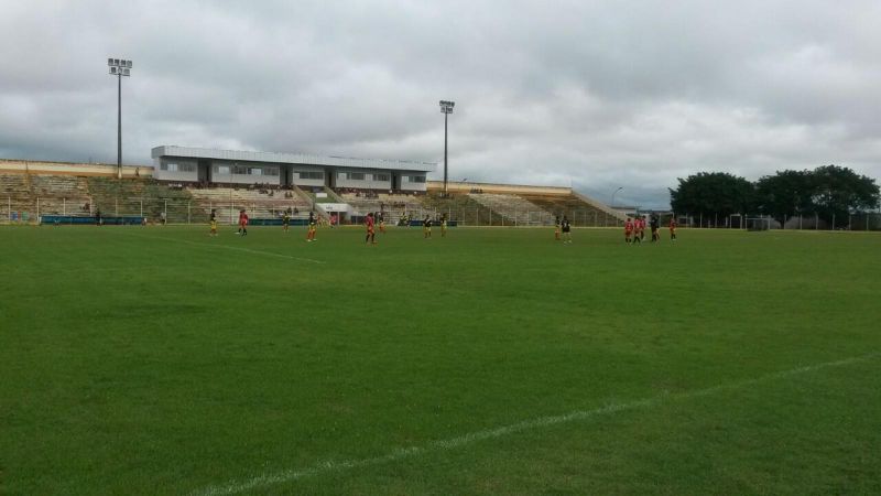 Estádios Biancão, em Ji-Paraná e Cassolão, em Rolim de Moura, são liberados para receber público no Estadual 2020