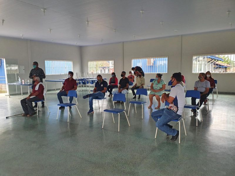 Comando do 4° Batalhão participa de reunião com lideranças locais no Distrito do Riozinho