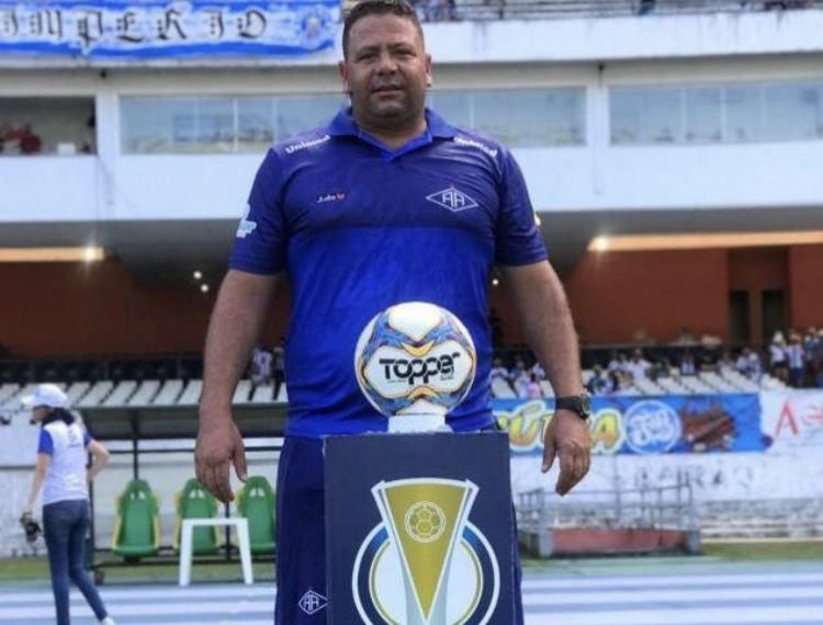 Guaporé Futebol Clube anuncia novo treinador 