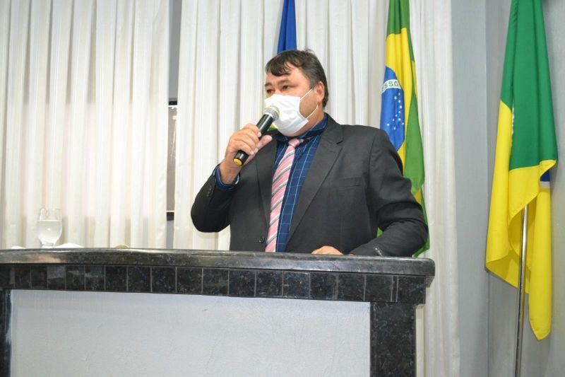 Vereador Eliomar Monteiro busca regularização de loteamento em Nova Estrela