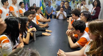 Prefeito Aldo Júlio recepciona alunos e professores da Escola Cândido Portinari 
