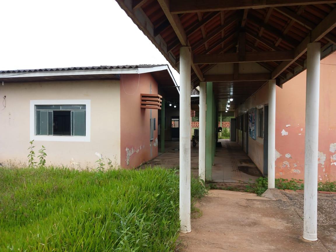 Descaso com alunos e professores de escola em Parecis é denunciado no MP Descaso com alunos e professores de escola em Parecis é denunciado no MP