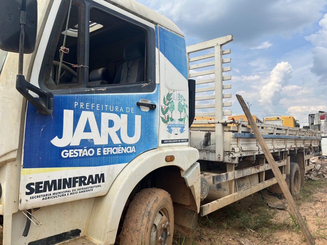 Prefeitura divulga edital para leilão de bens inservíveis e recuperáveis em Jaru, RO