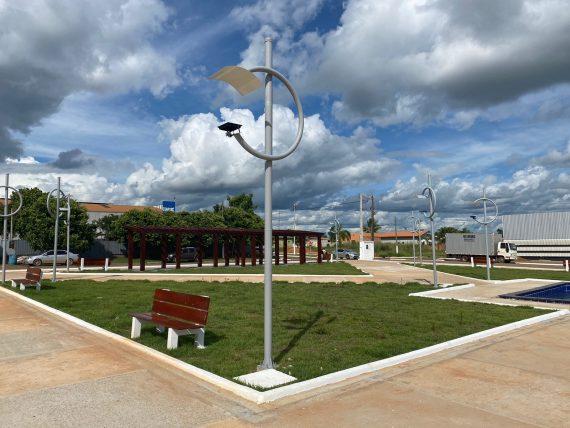 Obra de revitalização da praça da Bíblia está em conclusão no município São Miguel do Guaporé