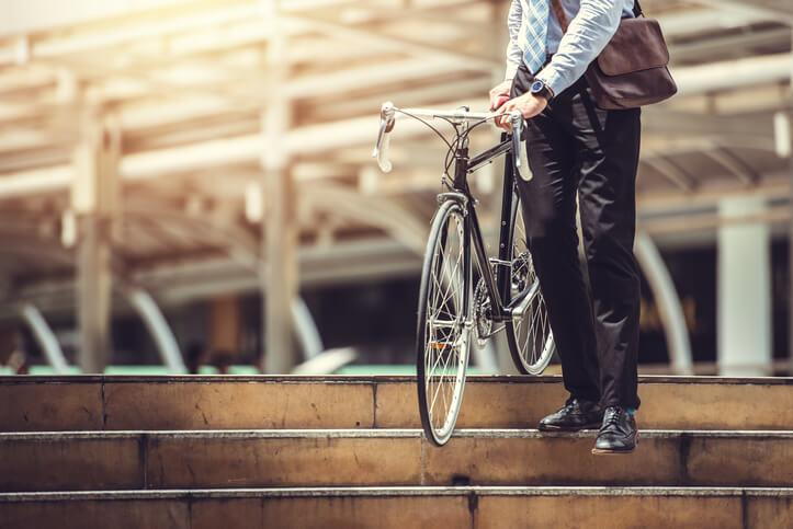 Usar a bicicleta para ir ao trabalho reduz quadros de estresse Usar a bicicleta para ir ao trabalho reduz quadros de estresse