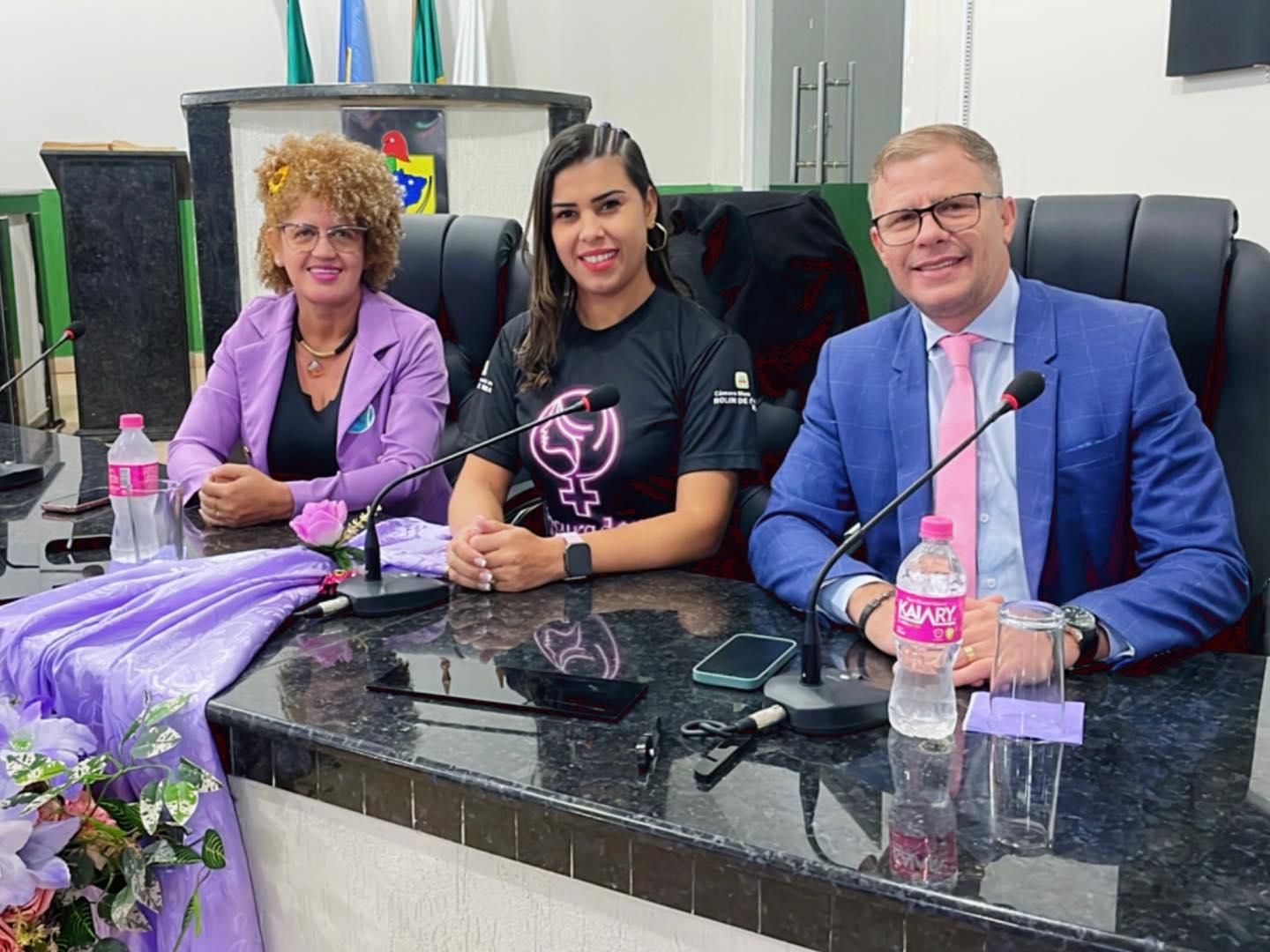 Juliana Nonato participa da Implantação da Procuradoria Especial da Mulher em Alto Alegre dos Parecis-RO Juliana Nonato participa da Implantação da Procuradoria Especial da Mulher em Alto Alegre dos Parecis-RO
