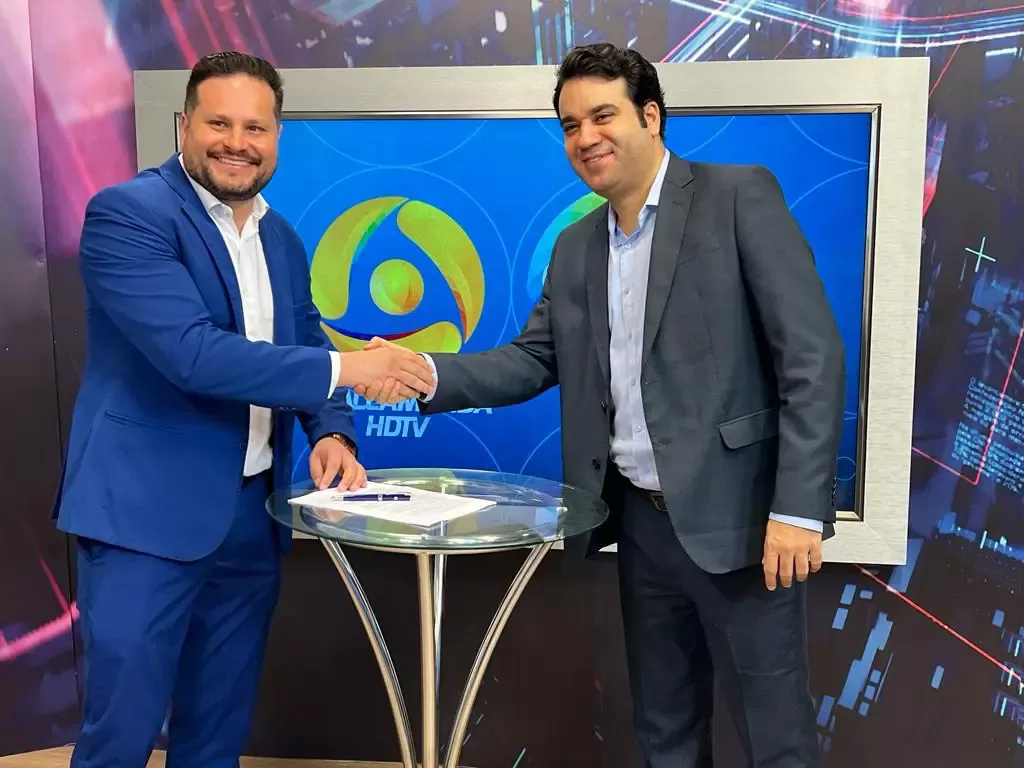Jornalista Elton Bittencourt é o novo diretor-executivo da TV Allamanda SBT, em Rondônia Jornalista Elton Bittencourt é o novo diretor-executivo da TV Allamanda SBT, em Rondônia