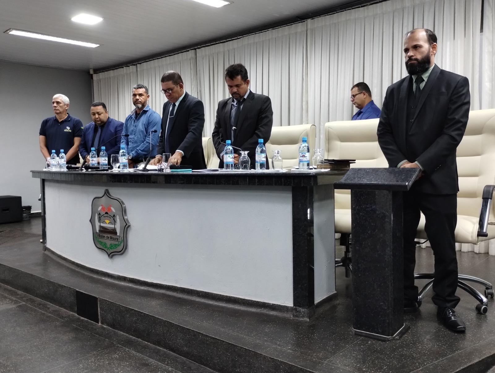 Câmara de Rolim de Moura celebra em Sessão Solene o Dia da Bíblia Câmara de Rolim de Moura celebra em Sessão Solene o Dia da Bíblia