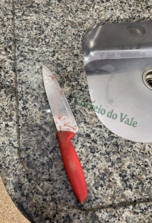 Homem mata ex esposa com treze golpes de faca em Costa Marques Homem mata ex esposa com treze golpes de faca em Costa Marques