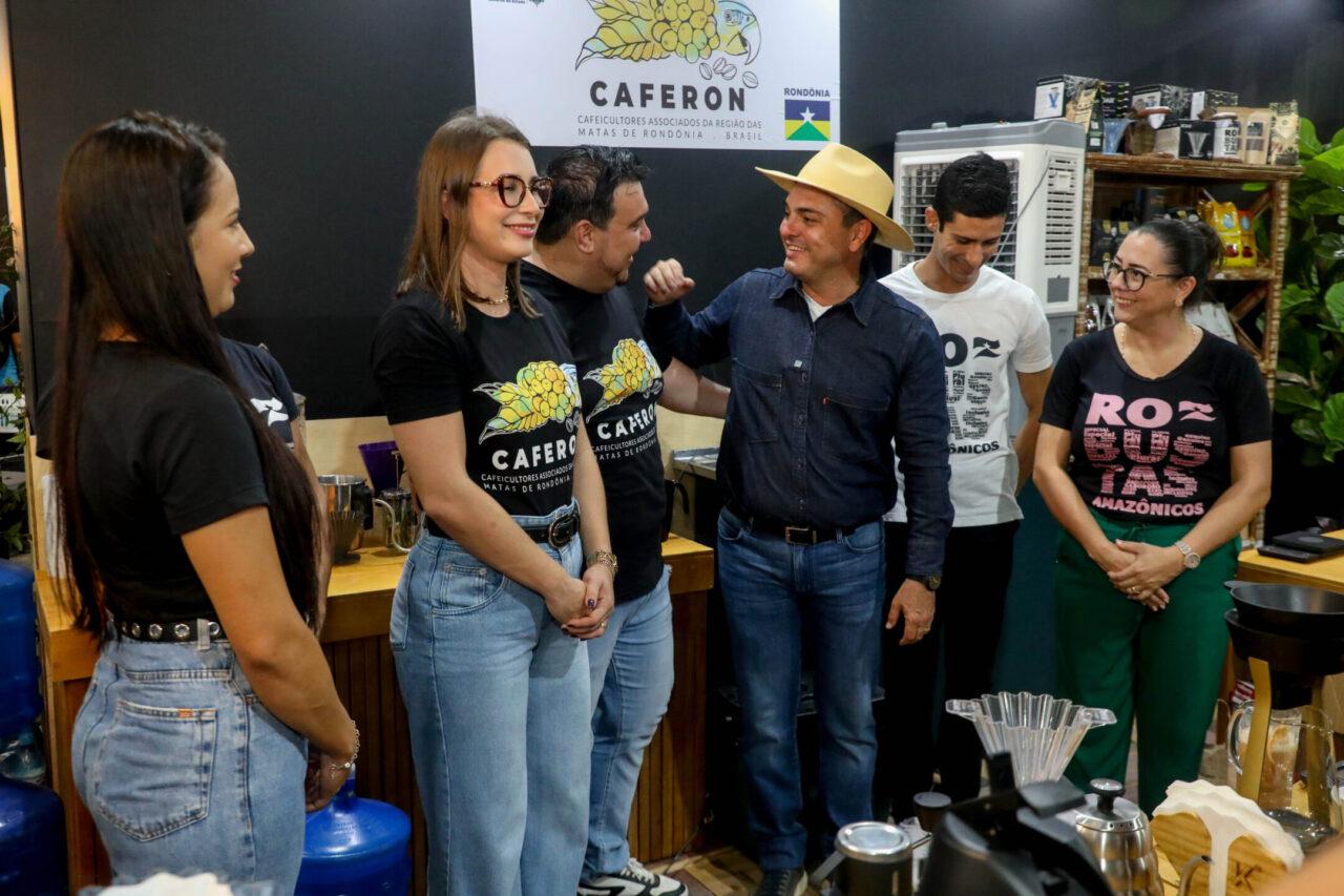 Café está presente do plantio à degustação na 11ª Rondônia Rural Show Internacional Café está presente do plantio à degustação na 11ª Rondônia Rural Show Internacional