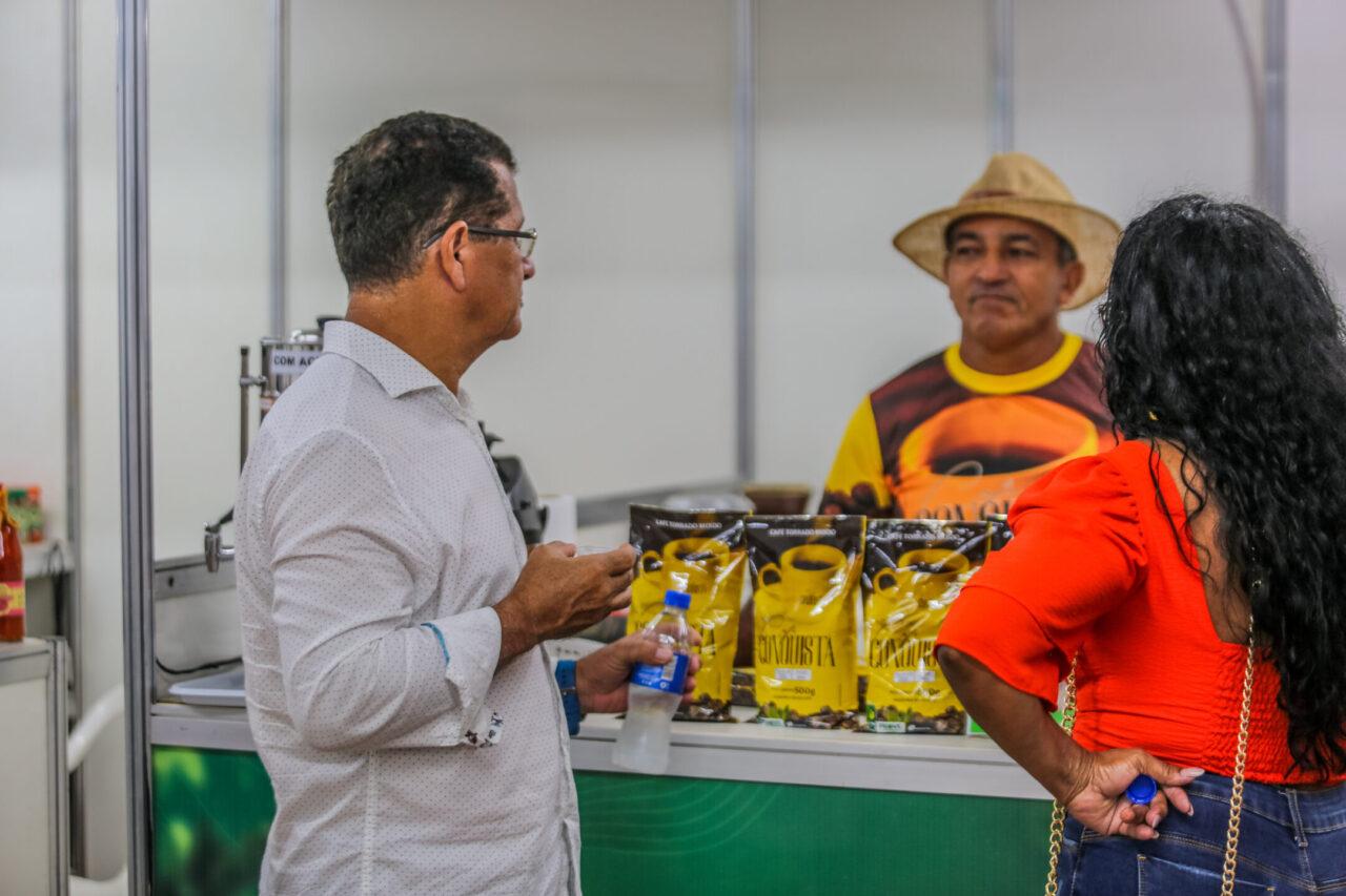 Café está presente do plantio à degustação na 11ª Rondônia Rural Show Internacional Café está presente do plantio à degustação na 11ª Rondônia Rural Show Internacional